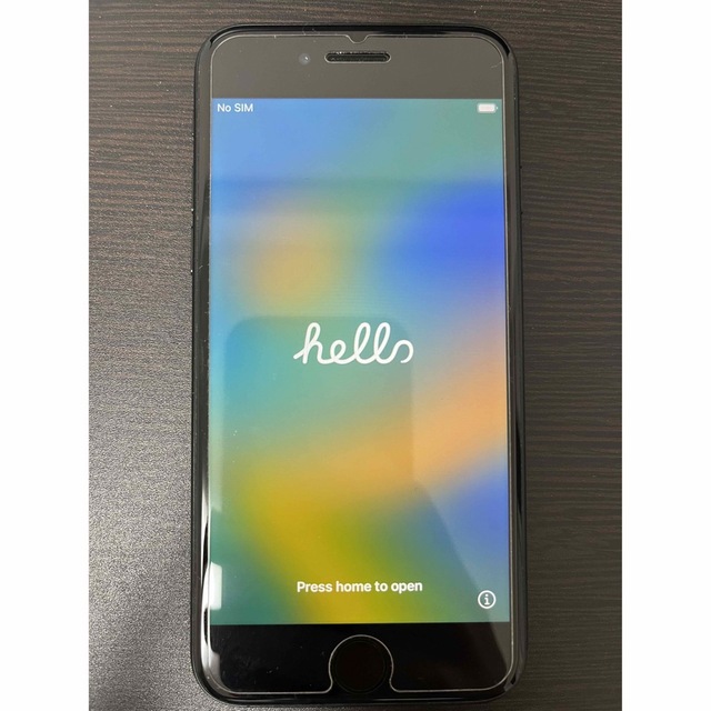 iPhone(アイフォーン)のiPhone SE第2世代 64GB SIM フリー（ブラック） スマホ/家電/カメラのスマートフォン/携帯電話(スマートフォン本体)の商品写真