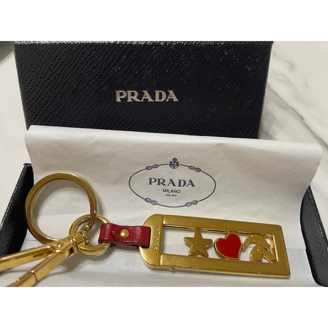 PRADA(プラダ)のプラダ　サフィアーノ　キーリング　ネームタグ レディースのファッション小物(キーホルダー)の商品写真