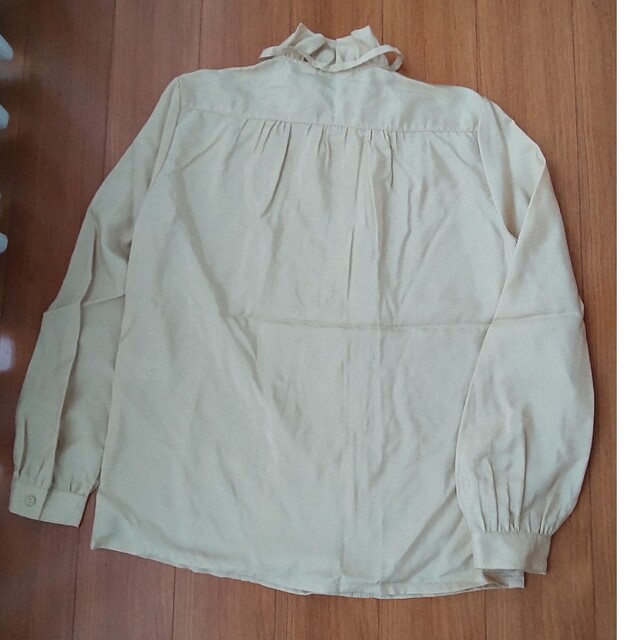 フリルリボンブラウス長袖 レディースのトップス(シャツ/ブラウス(長袖/七分))の商品写真