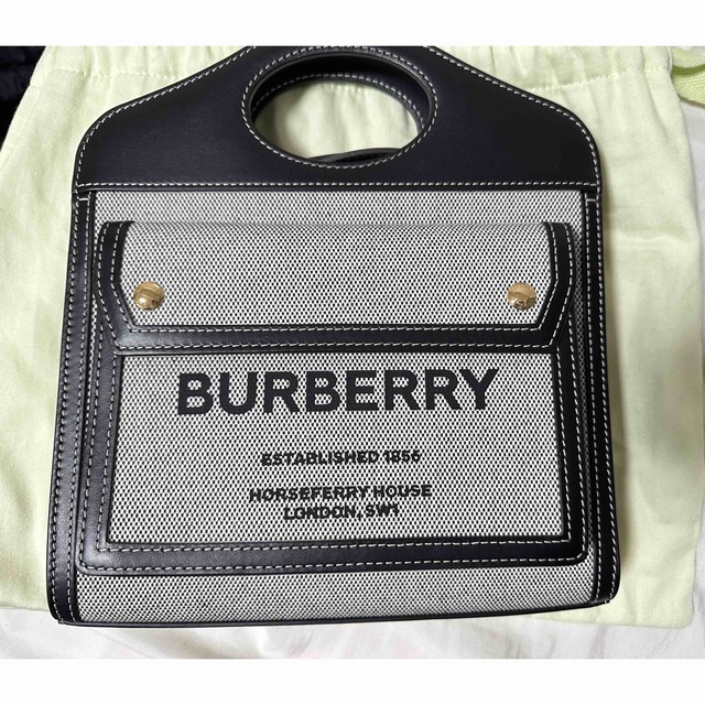 新作商品 BURBERRY ポケットバッグ キャンバス&レザー ツートン
