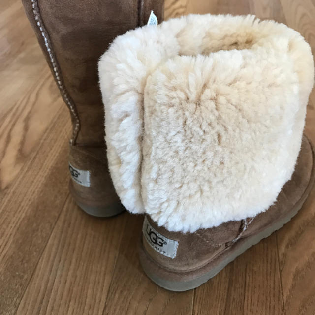 UGG(アグ)のあったかほっこり キッズ UGG 20㎝  LEE VERY  キッズ/ベビー/マタニティのキッズ靴/シューズ(15cm~)(ブーツ)の商品写真