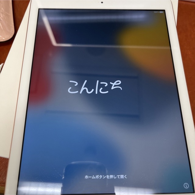 品　アップル iPad 第6世代 WiFi 32GB ゴールド