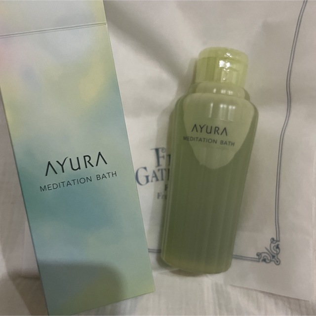 AYURA(アユーラ)の【新品未使用】アユーラ メディテーションバスt 浴用化粧料 300ml コスメ/美容のボディケア(入浴剤/バスソルト)の商品写真