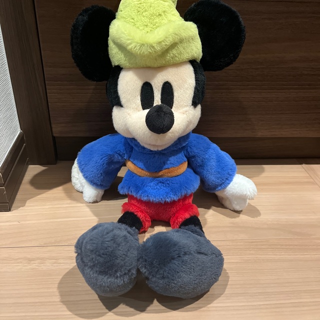 Disney(ディズニー)のディズニー ミッキー ぬいぐるみ フラッフィープラッシー エンタメ/ホビーのおもちゃ/ぬいぐるみ(ぬいぐるみ)の商品写真