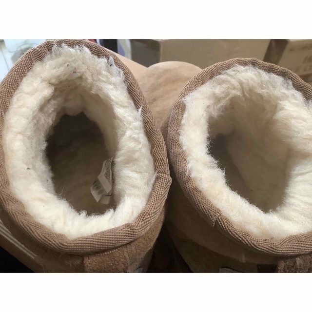 UGG(アグ)の少し遅いですがUGGの可愛いブーツ(๑･̑◡･̑๑) キッズ/ベビー/マタニティのキッズ靴/シューズ(15cm~)(ブーツ)の商品写真