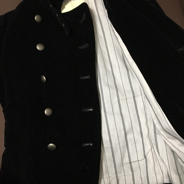 nympheaナンフェア 黒ジャケット レディースのジャケット/アウター(テーラードジャケット)の商品写真