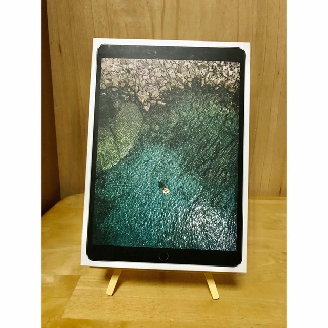 iPad Pro 10.5インチ 64GB スペースグレイ SIMフリー スマホ/家電/カメラのPC/タブレット(タブレット)の商品写真