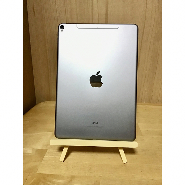 iPad Pro 10.5インチ 64GB スペースグレイ SIMフリー スマホ/家電/カメラのPC/タブレット(タブレット)の商品写真