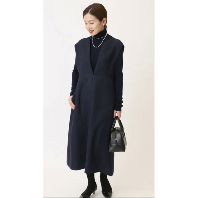 IENA - 【専用】今期IENA✧* ＆NAVY カーブネックワンピース 38の通販