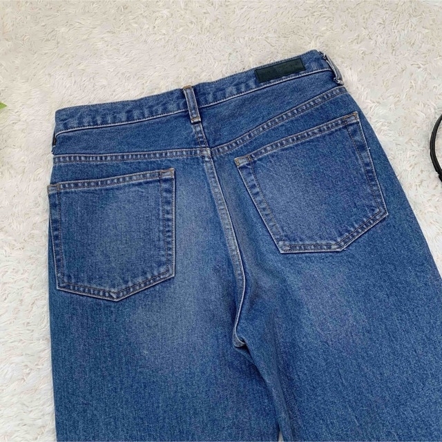 ブリヤンテス・レッド THE SHISHIKUI BASIC JEANS INDIGO