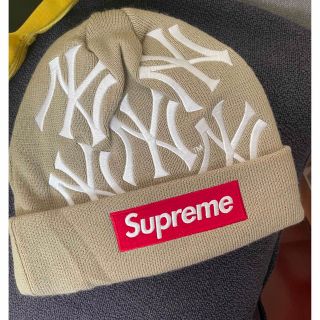 シュプリーム(Supreme)の美品Supreme New York Yankees  Logo Beanie (ニット帽/ビーニー)