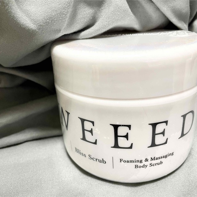 weeed ボディスクラブ　360g コスメ/美容のボディケア(ボディスクラブ)の商品写真