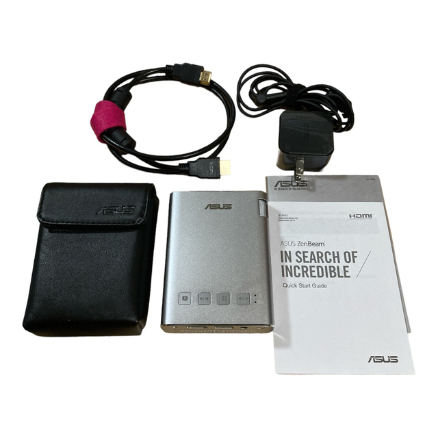 美品　ASUS ZenBeam E1