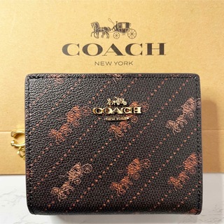 コーチ(COACH)のCOACH  ホース＆キャリッジ ドットプリント 二つ折り財布 （ブラック）(財布)