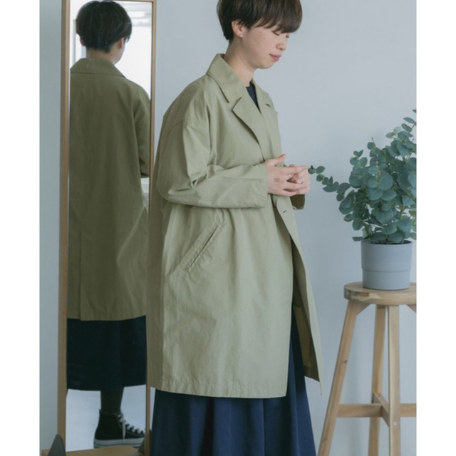 URBAN RESEARCH DOORS(アーバンリサーチドアーズ)の【新品・タグ付き】FORK&SPOON オーバーライトミドルコート　KHAKI レディースのジャケット/アウター(チェスターコート)の商品写真