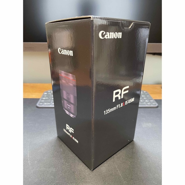 Canon(キヤノン)の【期間限定値下】Canon RF135mm F1.8 L IS USM 新品 スマホ/家電/カメラのカメラ(レンズ(単焦点))の商品写真