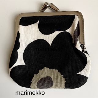 マリメッコ(marimekko)のマリメッコ　黒　コインケース(コインケース)