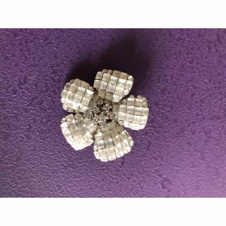フォクシー(FOXEY) ブローチ/コサージュ(ホワイト/白色系)の通販 46 フォクシー(FOXEY) ブローチ/コサージュ(ホワイト/白色系)の通販 46
