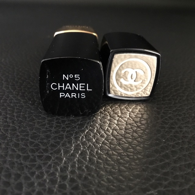 CHANEL(シャネル)のシャネル　No.5  香水　スプレイ　容器 コスメ/美容のメイク道具/ケアグッズ(ボトル・ケース・携帯小物)の商品写真