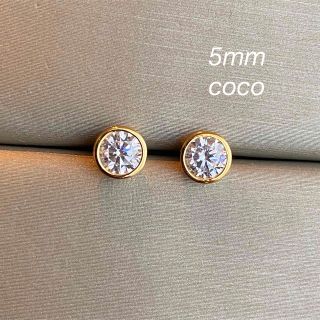 最高級人工ダイヤモンド　一粒ダイヤモンド　ピアス5mm sona(ピアス)