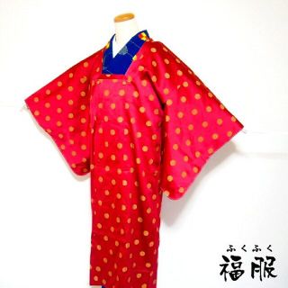 【中古】 雨コート 化繊 茜色地に丸紋文様 裄64.5 丈120 Sサイズ  リサイクル着物 レディース(着物)