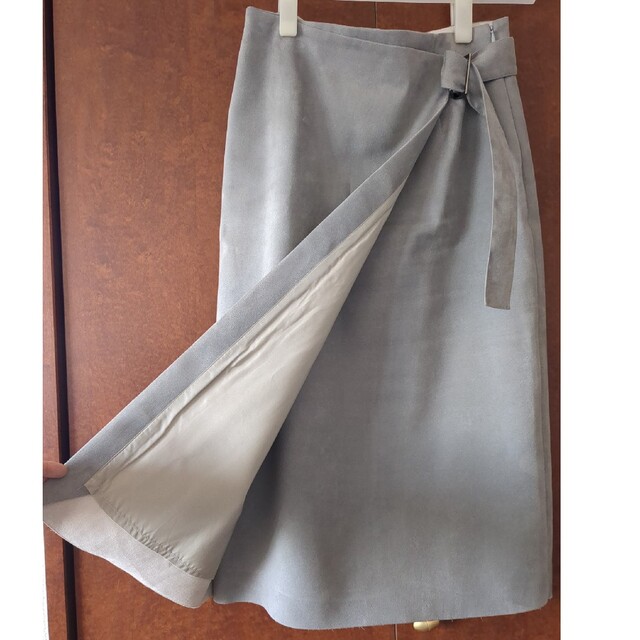 TOMORROWLAND(トゥモローランド)のTOMORROWLAND　巻きスカート レディースのスカート(ひざ丈スカート)の商品写真