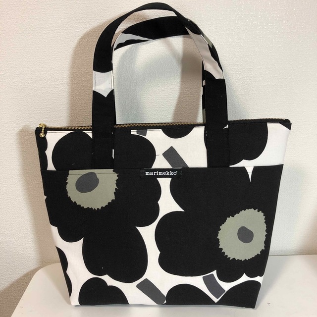 marimekko(マリメッコ)のマリメッコバック　ハンドメイド　底板付き　４月３日終了 ハンドメイドのファッション小物(バッグ)の商品写真