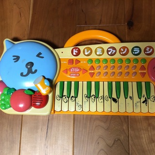 Qoo クー　リズム　キーボード　鍵盤　ピアノ おもちゃピアノ(楽器のおもちゃ)