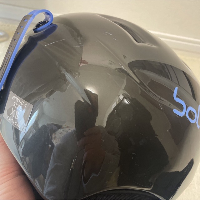 bolle(ボレー)のbolle★スノー用子供用ヘルメット　xsサイズ スポーツ/アウトドアのスノーボード(アクセサリー)の商品写真