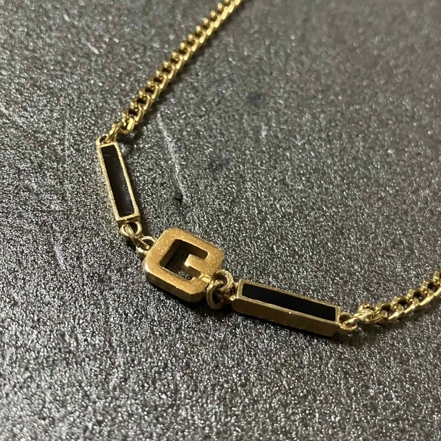 美品 GIVENCHY ジバンシィ ロングネックレス ゴールドカラー