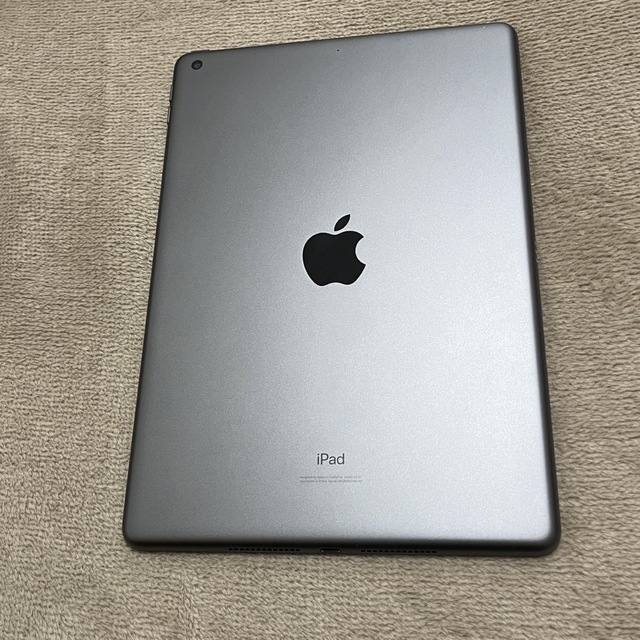 iPad(アイパッド)の★iPad 第7世代 32GB WiFi★ スマホ/家電/カメラのPC/タブレット(タブレット)の商品写真