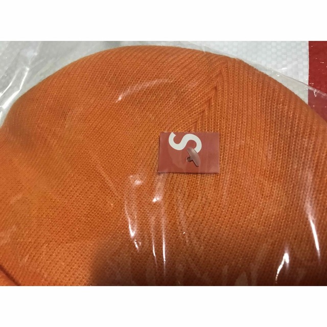 Supreme(シュプリーム)のsupreme Motion Logo Beanie オレンジ メンズの帽子(ニット帽/ビーニー)の商品写真