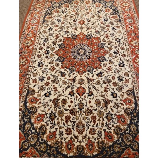 ペルシャ絨毯　イスファハン産　手織り　傑作　コルクウール&シルク 最高級