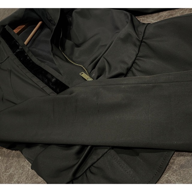 Gucci(グッチ)のGUCCI スタンドカラー ジャケット ベロアライン レディースのジャケット/アウター(テーラードジャケット)の商品写真