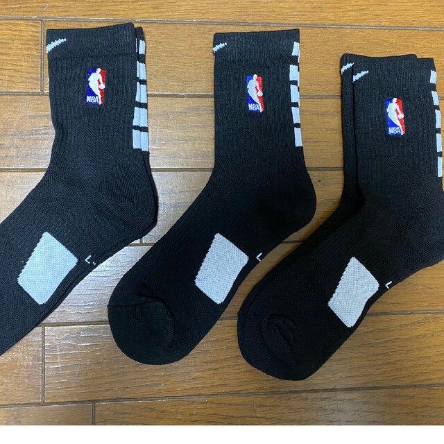 ナイキ　NIKE NBA バスケットボール ソックスメンズフリーサイズ3点セット メンズのレッグウェア(ソックス)の商品写真