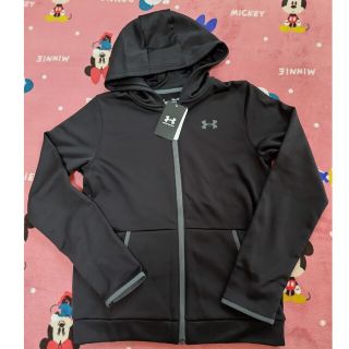 アンダーアーマー(UNDER ARMOUR)の☆アンダーアーマー パーカー　160 ブラック　ジュニア(その他)