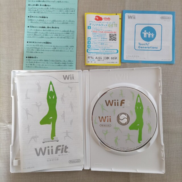 wiiソフト　wii fit　wii fitplus エンタメ/ホビーのゲームソフト/ゲーム機本体(家庭用ゲームソフト)の商品写真