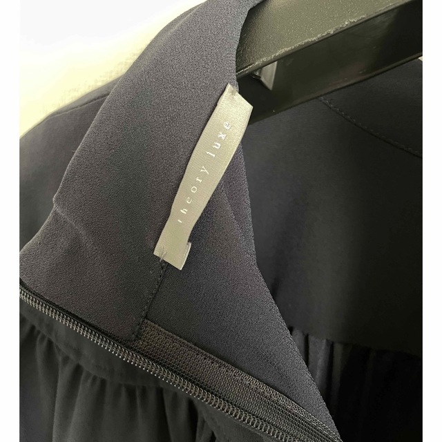 Theory luxe - theory luxe プルオーバーブラウス ネイビーの通販 by