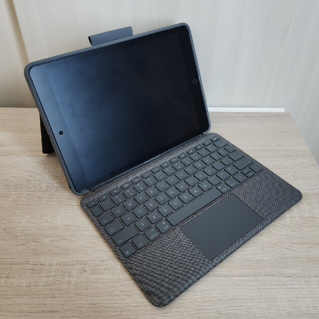 Logicool combo touch 10.2インチ用(iPadキーボード)