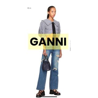 トゥモローランド(TOMORROWLAND)の【日本未発売】GANNI  KNOT MINI PURSE バッグ　ネイビー　新(ハンドバッグ)