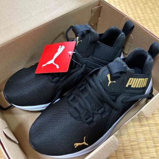 プーマ(PUMA)のスニーカー(スニーカー)