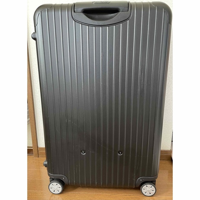 RIMOWA(リモワ)の【未使用に近い】【希少】RIMOWA サルサ 4輪モデル　98L(ブラック) レディースのバッグ(スーツケース/キャリーバッグ)の商品写真