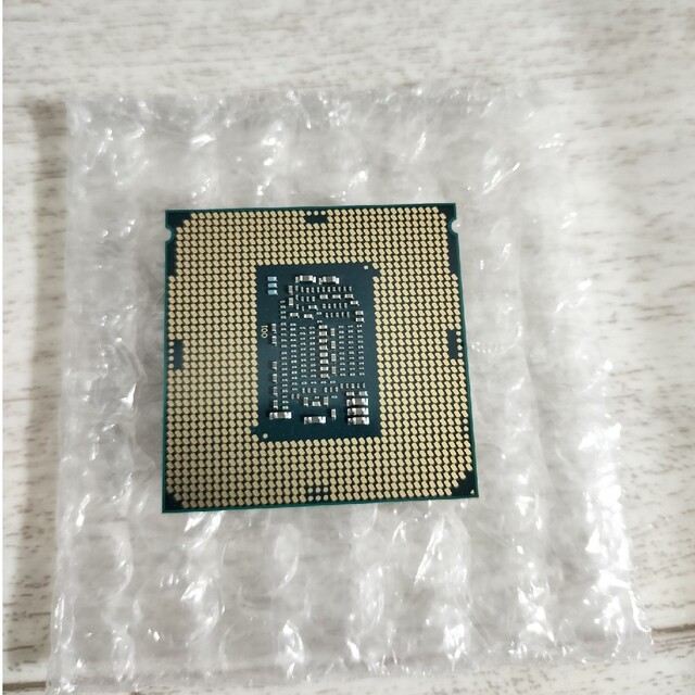 スマホ/家電/カメラ【CPU】Intel i5 7400 (マザボードとメモリー付き)