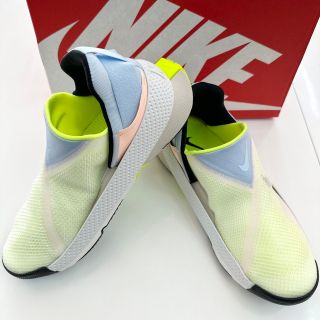 NIKE ゴーフライイーズ　23cm