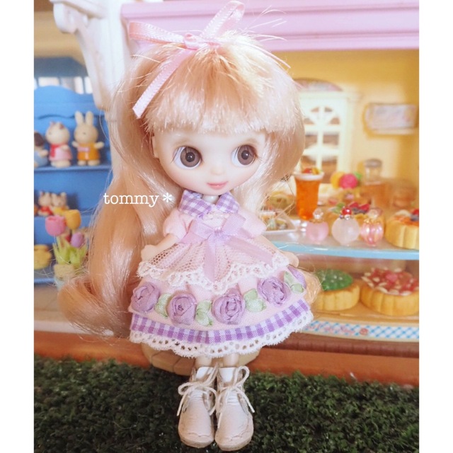 sold out୨୧リボン刺繍のワンピース୨୧プチブライス*プチアイシー