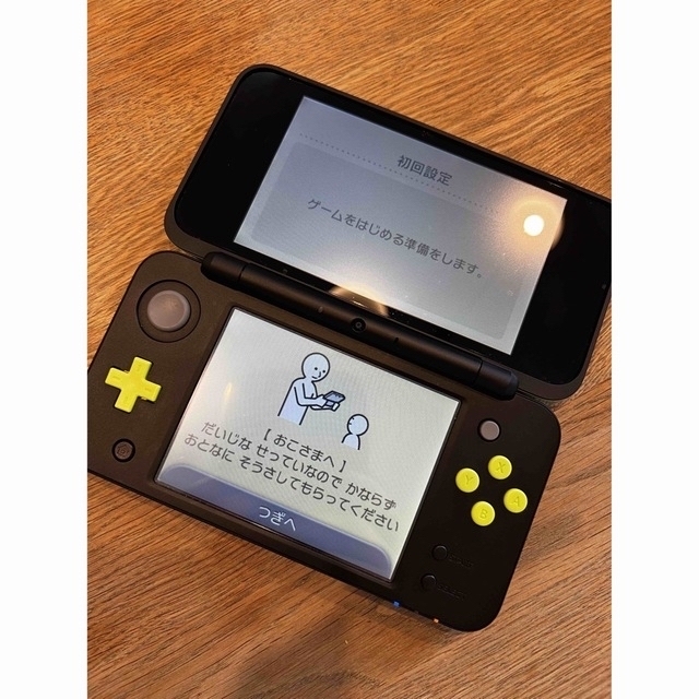 ニンテンドー 2DS LL ブラック/ライム　おまけ付き