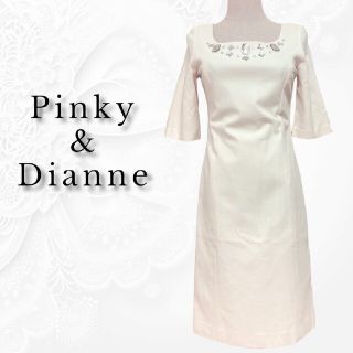 ピンキーアンドダイアン(Pinky&Dianne)のPinky&Dianne 5分袖 ワンピース オフホワイト コットン ビジュー(ひざ丈ワンピース)