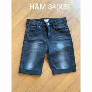 エイチアンドエム(H&M)のH&M 34 ブラックひざ上丈パンツ(ショートパンツ)