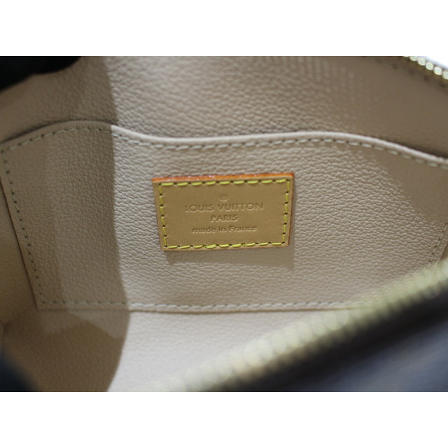 LOUIS VUITTON - LOUIS VUITTON ルイヴィトン ポシェット