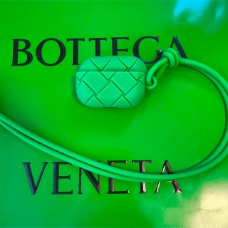 ボッテガヴェネタ(Bottega Veneta)の1回使用!! BOTTEGA VENETA AirPodsケース ボッテガ(ヘッドフォン/イヤフォン)